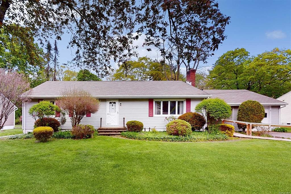 8 Homer Place, Poughkeepsie, NY 12603 Zillow