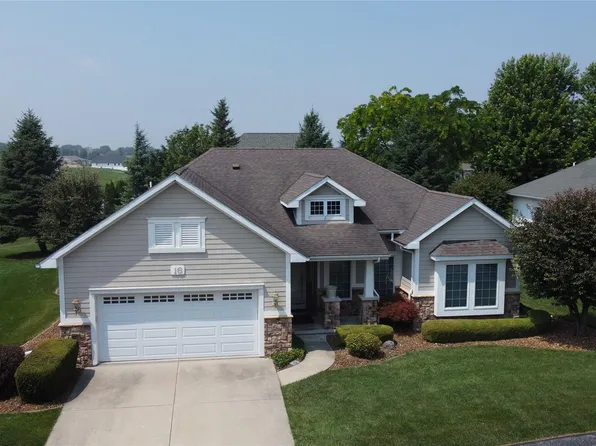 16 Clarmarc Ct #8, Frankenmuth, MI 48734
