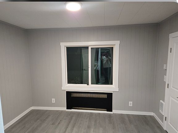 2nd image of 411 W Grove St #6