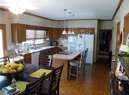 4th image of 6600 Bowman Ct NE