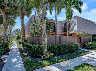 6422 64th Way, West Palm Beach, FL 33409