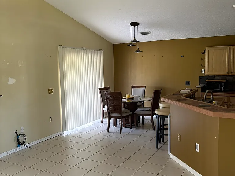 1825 SW Import Dr — Photo 18