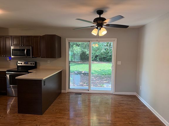 5th image of 1601 Starbrook Dr