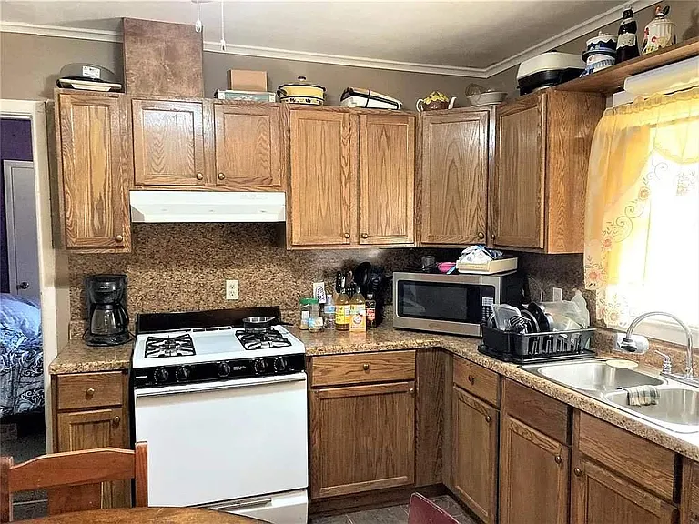 2408 River St — Photo 5