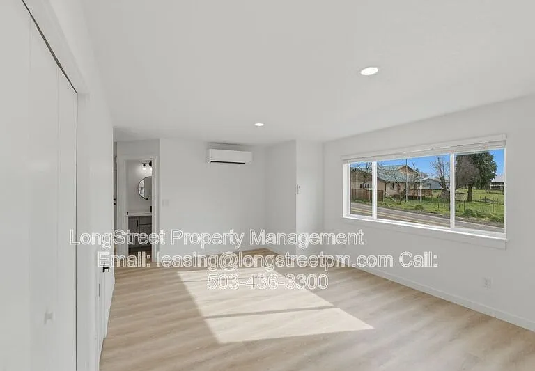 820 S 19th St — Photo 9