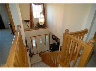 1101 Carmell Ct, Columbus, OH 43228