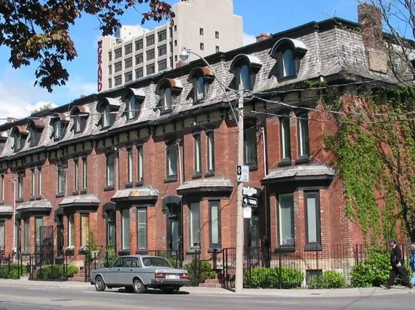 136 Shuter St #Basement, Toronto, ON M5A 1V8