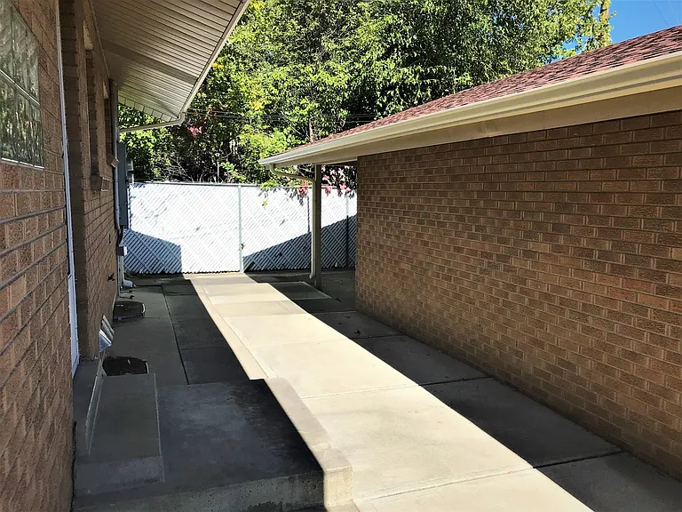 3900 Yarrow St — Photo 20