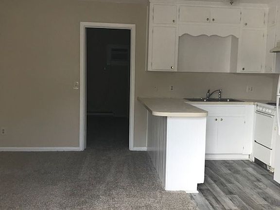 2nd image of 507 S Main St APT 1