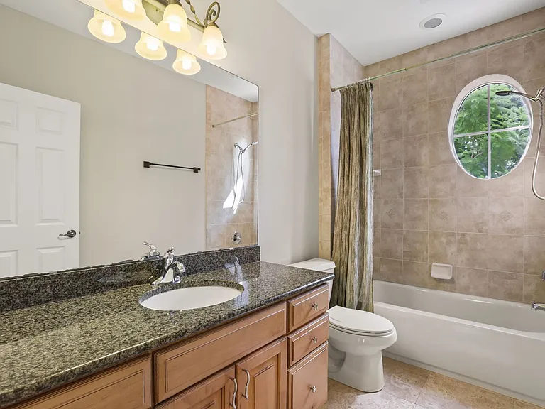 5554 Palm Lake Cir — Photo 58