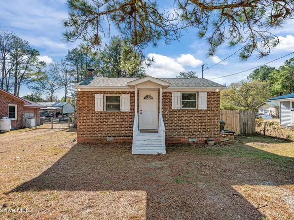 1915 Evans Street, New Bern, NC 28562