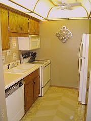 5th image of 4609 S Woodland Dr