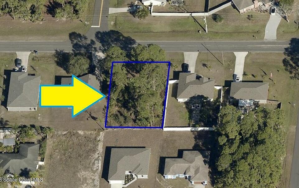 1st image of 720 Harper Blvd SW