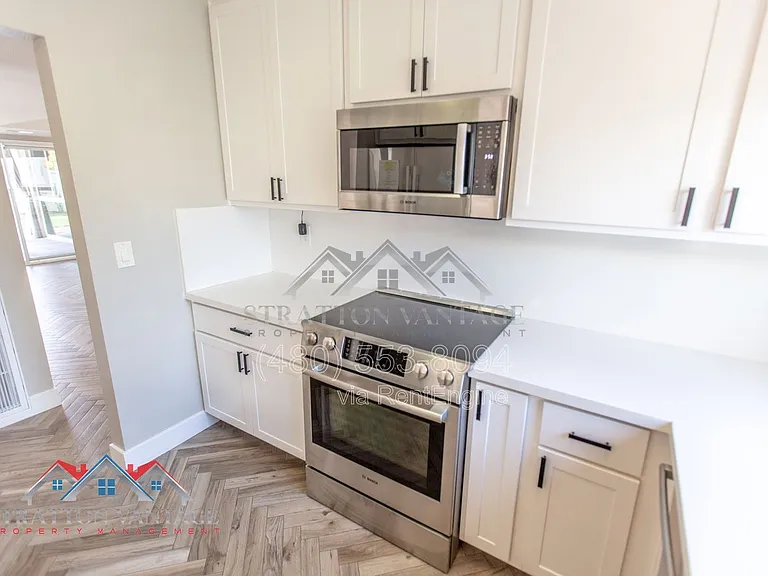 8623 E Devonshire Ave — Photo 21