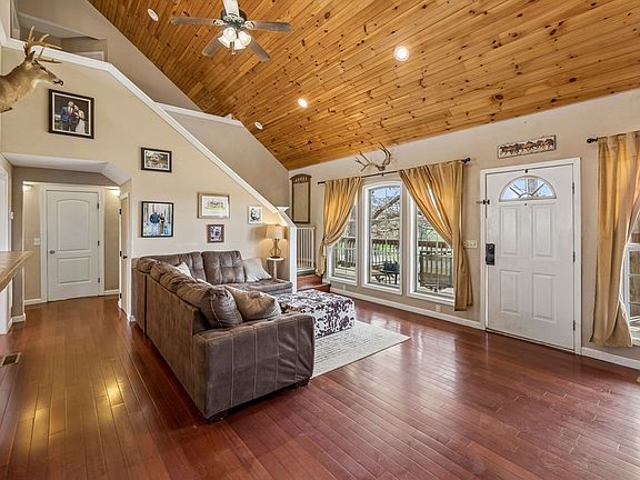 5th image of 10433 Hopewell Rd