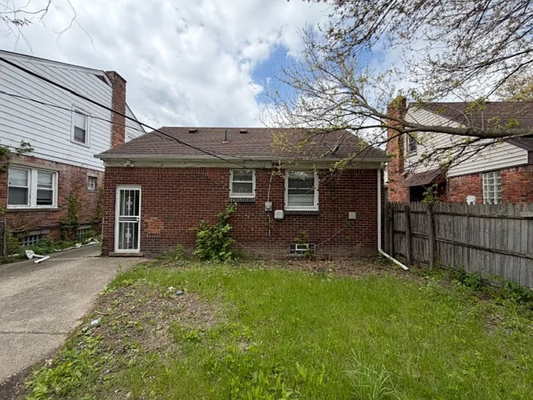 16580 Ward St — Photo 13