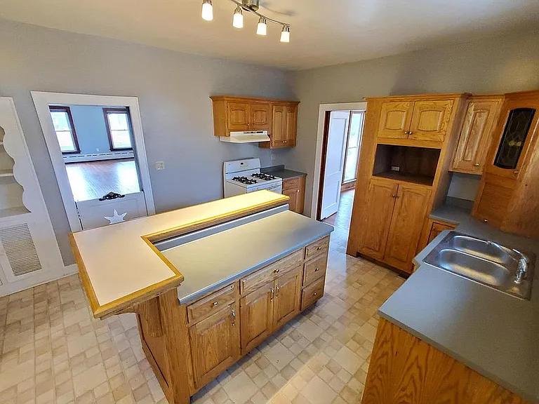 202 Morgan Blvd #1 — Photo 7