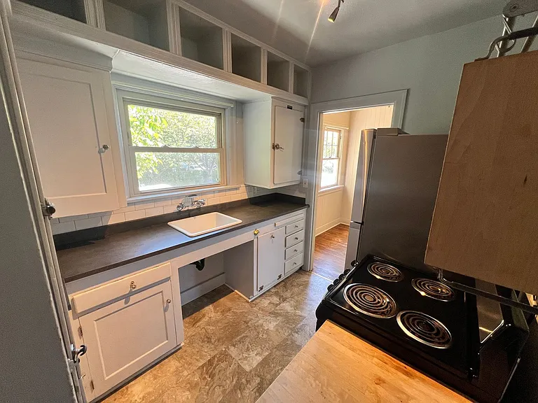 3443 SE Madison St — Photo 11