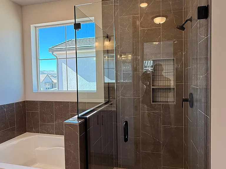 668 W Emerald Dr — Photo 22