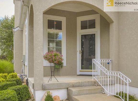 Smart Trim for low maintenance.