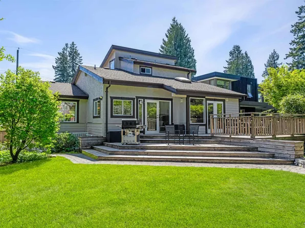 1140 W 20th St, North Vancouver, BC V7P 2B7
