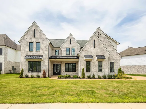 4887 Maple Walk Dr, Arlington, TN 38002