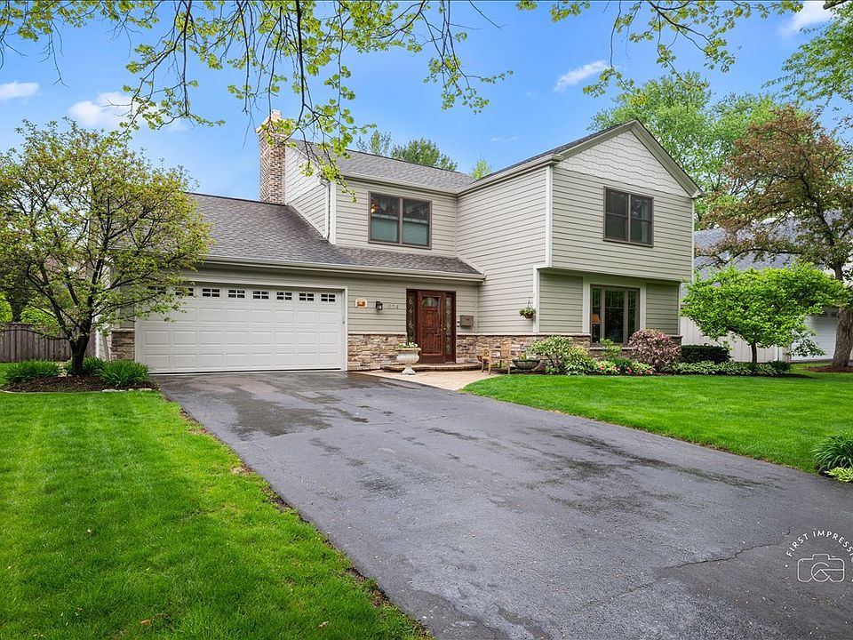 1st image of 924 Royal Blackheath Ct