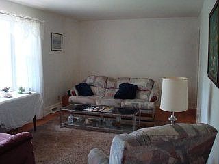 4th image of 513 Lakeside Dr