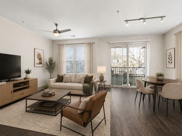 650 W North St APT 619