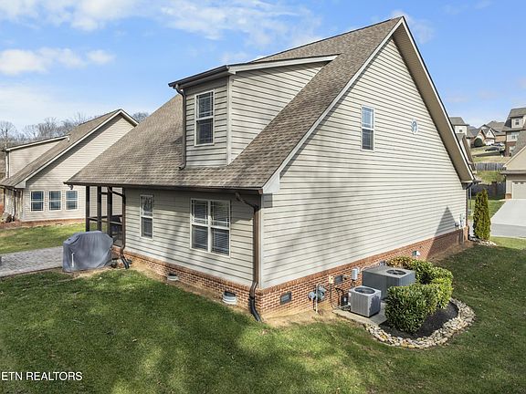 3rd image of 8313 Shoregate Ln Lot 26