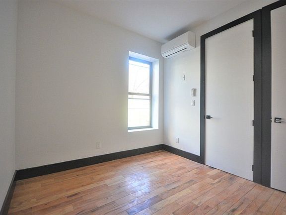 4th image of 988 Bergen St #4A