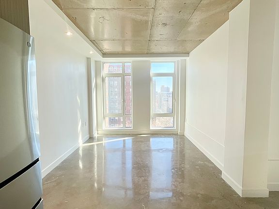 4th image of 2371 Frederick Douglass Blvd #10HH