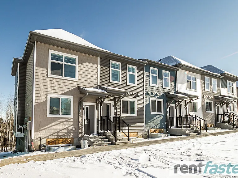 600 Bellerose Dr — Photo 38