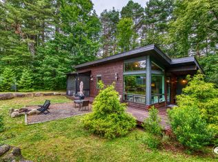 17 Ray Brook Rd, Saranac Lake, NY 12983