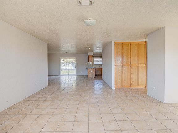 5th image of 2908 W 30th St