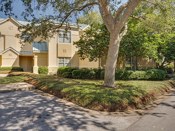 3rd image of 974 Northshore Dr #974