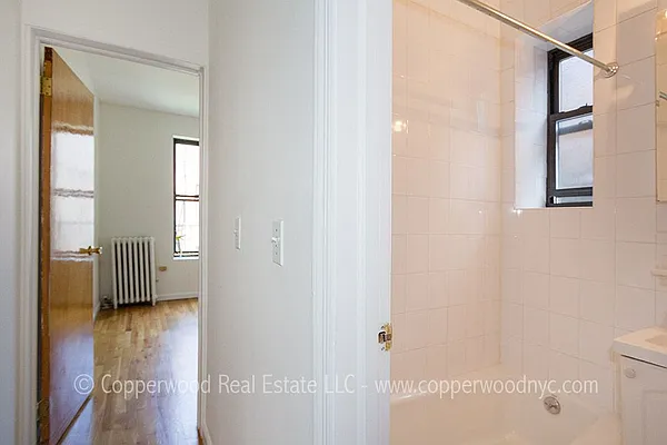 Rented by Copperwood Real Estate | media 17