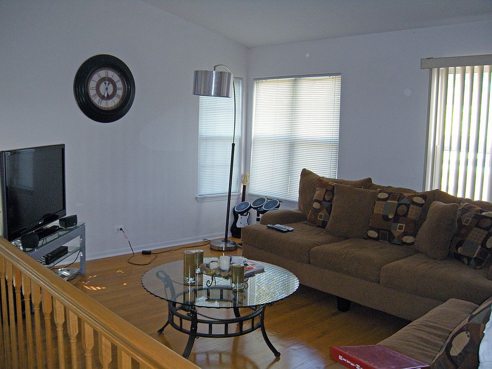 1st image of 2303 Arquilla Dr