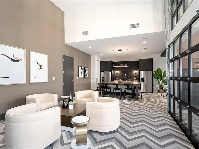 775 Juniper St NE #605 — Photo 23