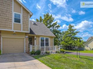 7800 Grant Ln, Overland Park, KS 66204