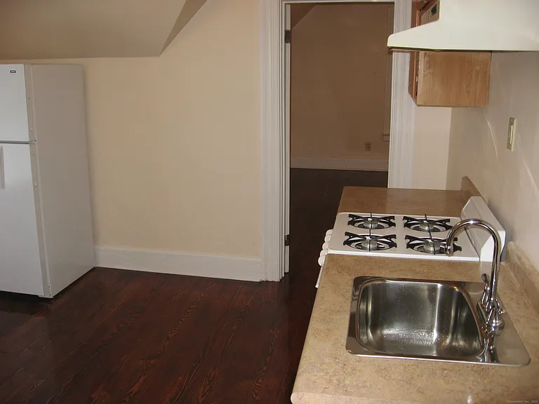30 Tilton St #3 — Photo 8