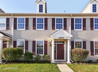 2573 Hillsboro Blvd, Aurora, IL 60503