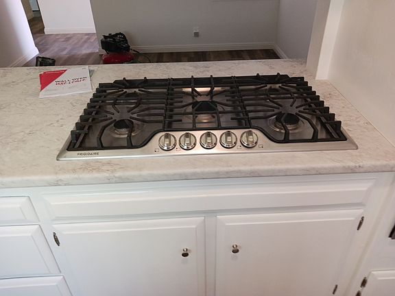 Gas stove top