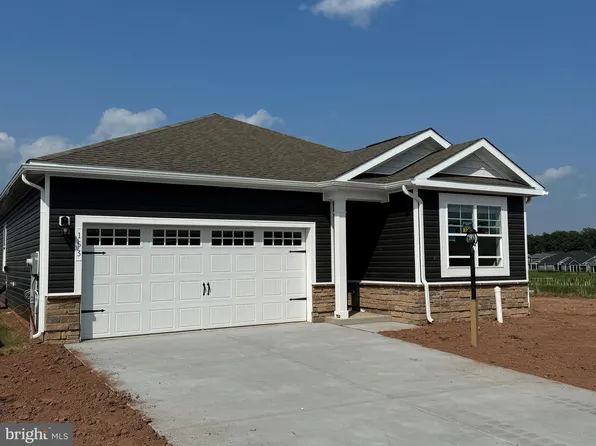 153 Grandview Way, Gettysburg, PA 17325