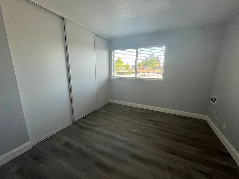 Wright Place Apartments — Photo 38