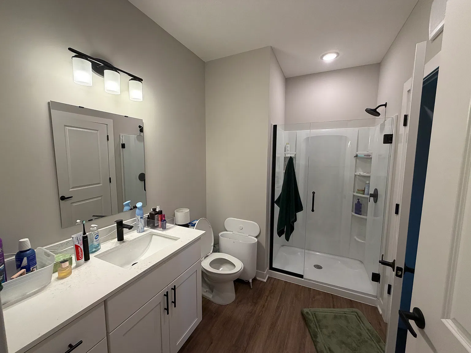 1 bed, $1,300 — Photo 1
