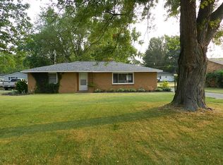 335 August Dr, Benton Harbor, MI 49022