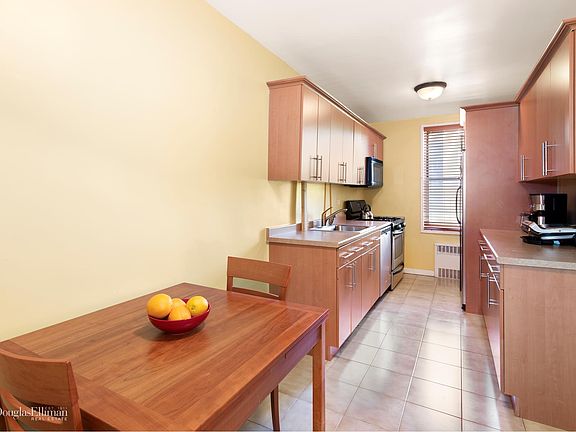 3rd image of 112-20 72nd Dr APT C26