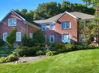 73 Monadnock Rd, Wellesley, MA 02481
