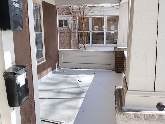 2nd image of 2024 Forest Ave #1